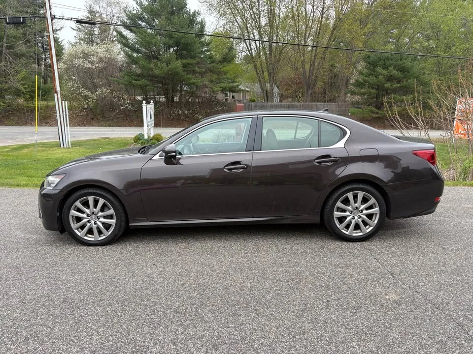 2015 Lexus GS 4th Gen - Image 8 of 19