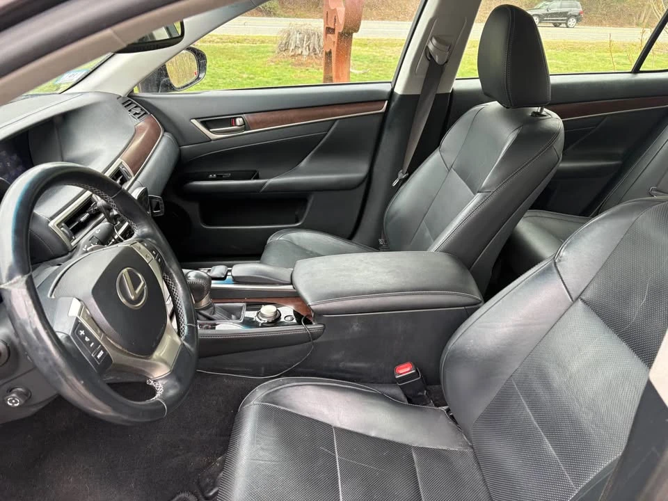 2015 Lexus GS 4th Gen - Image 12 of 19