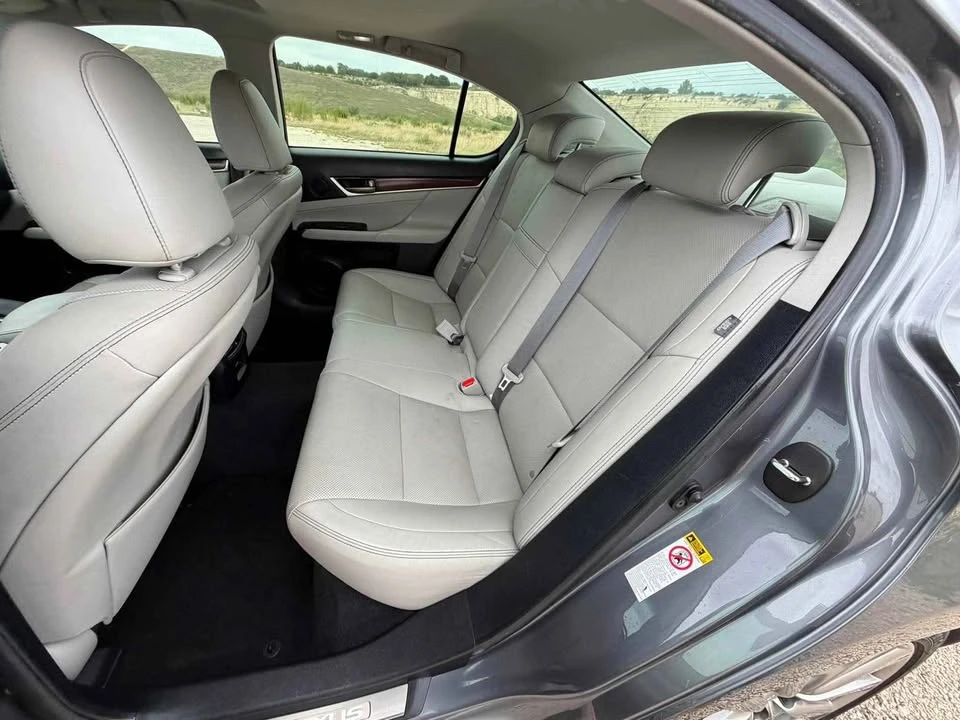 2015 Lexus GS 4th Gen - Image 17 of 20