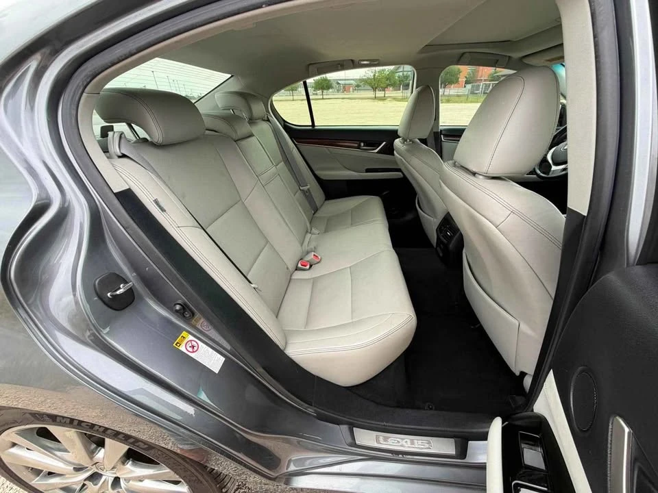 2015 Lexus GS 4th Gen - Image 11 of 20