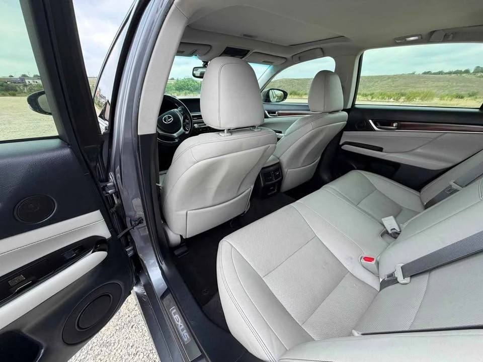 2015 Lexus GS 4th Gen - Image 12 of 20