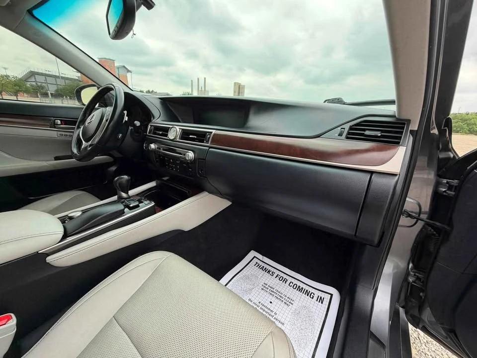 2015 Lexus GS 4th Gen - Image 8 of 20