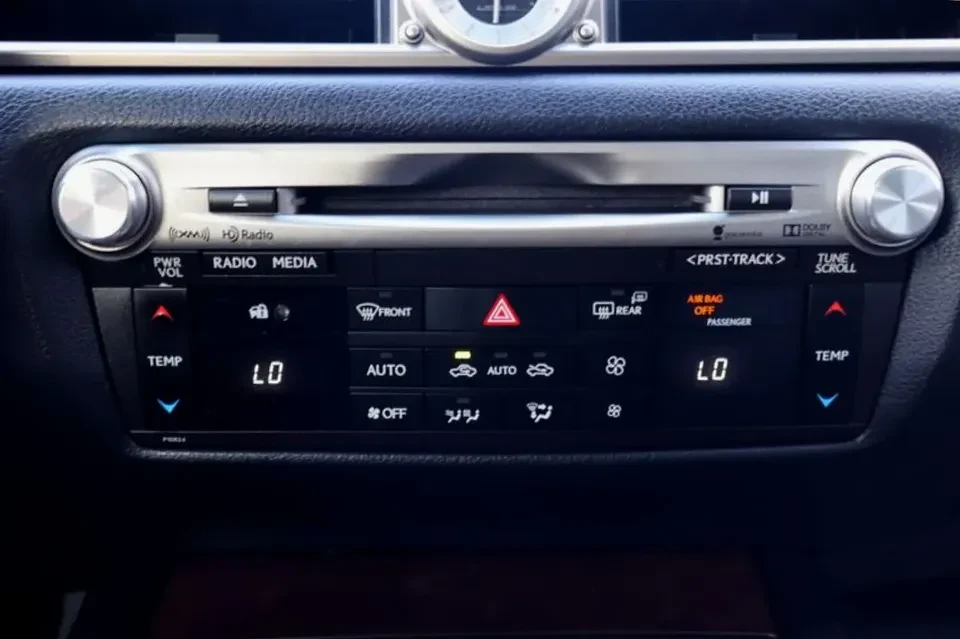 2015 Lexus GS 4th Gen - Image 17 of 20