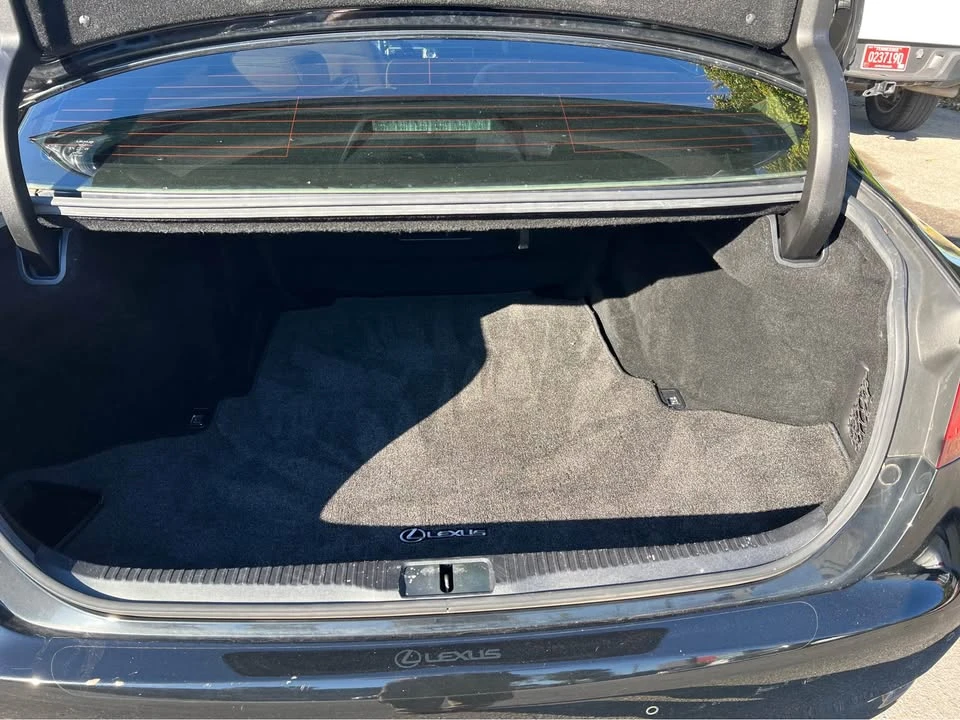 2015 Lexus GS 4th Gen - Image 16 of 19