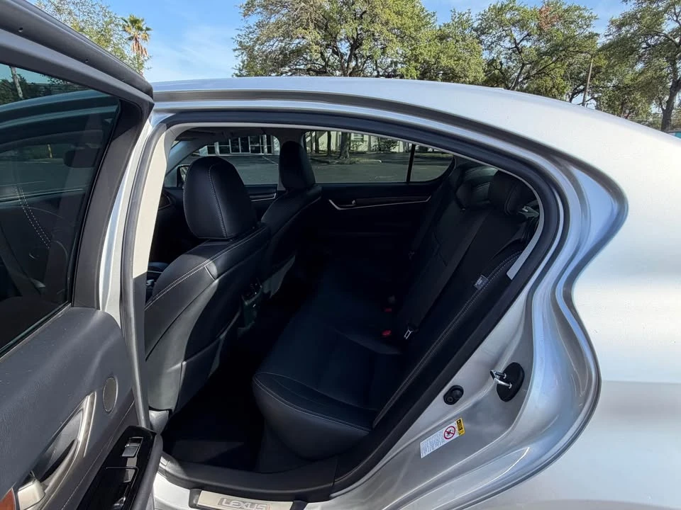 2015 Lexus GS 4th Gen - Image 10 of 14