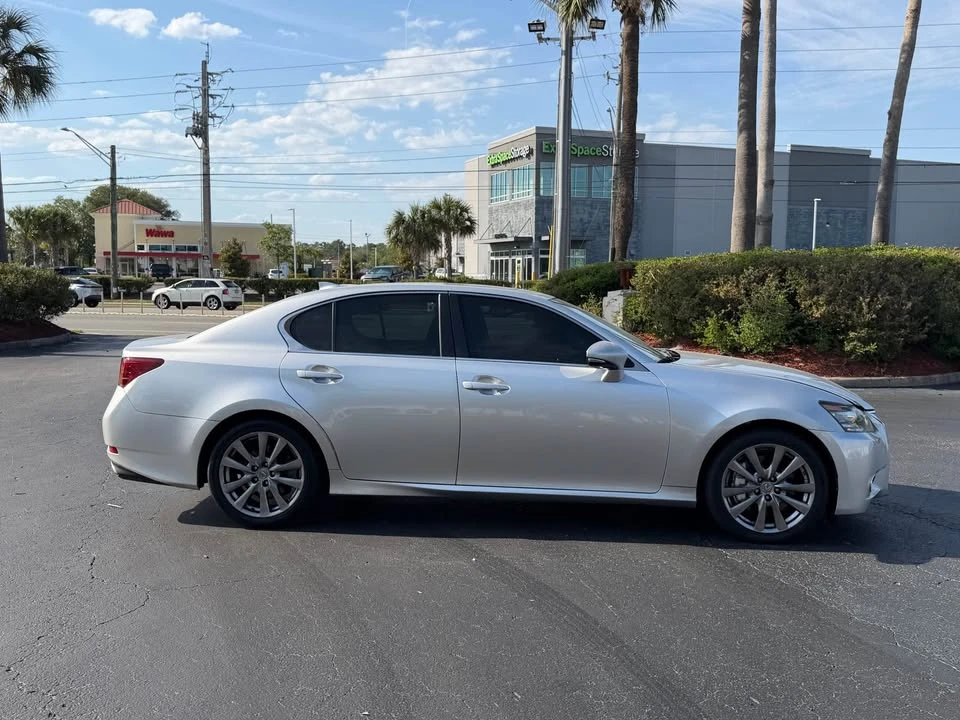 2015 Lexus GS 4th Gen - Image 4 of 14
