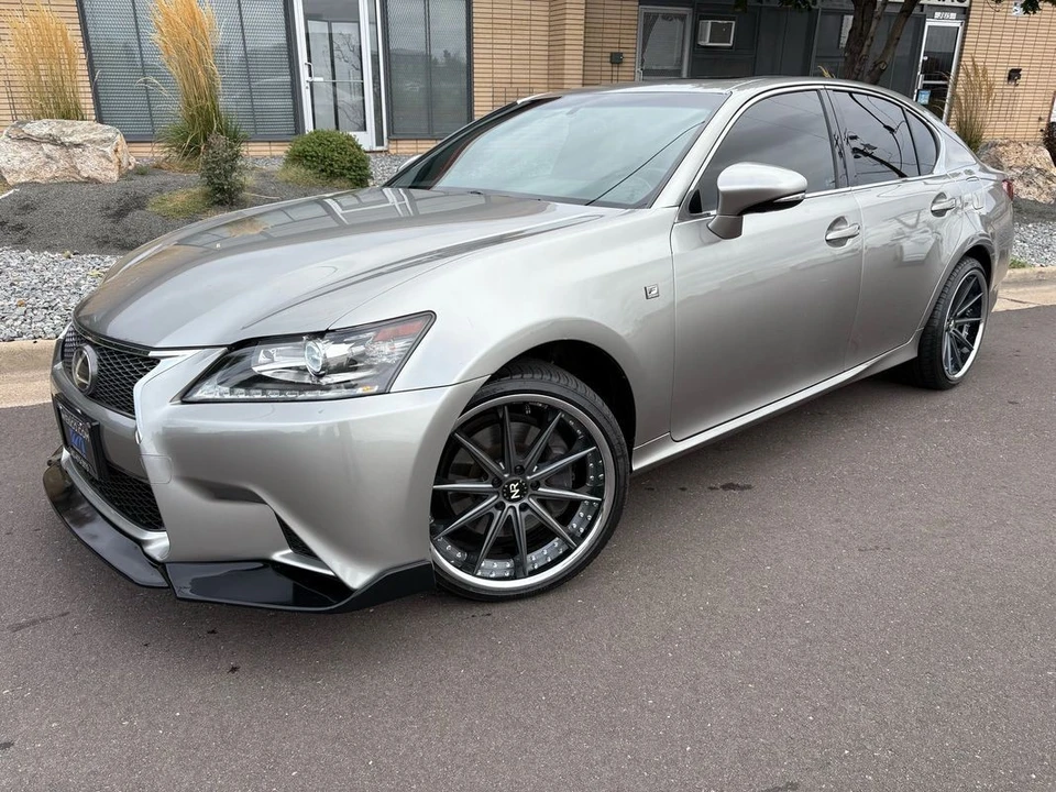 2015 Lexus GS 4th Gen - Image 18 of 21