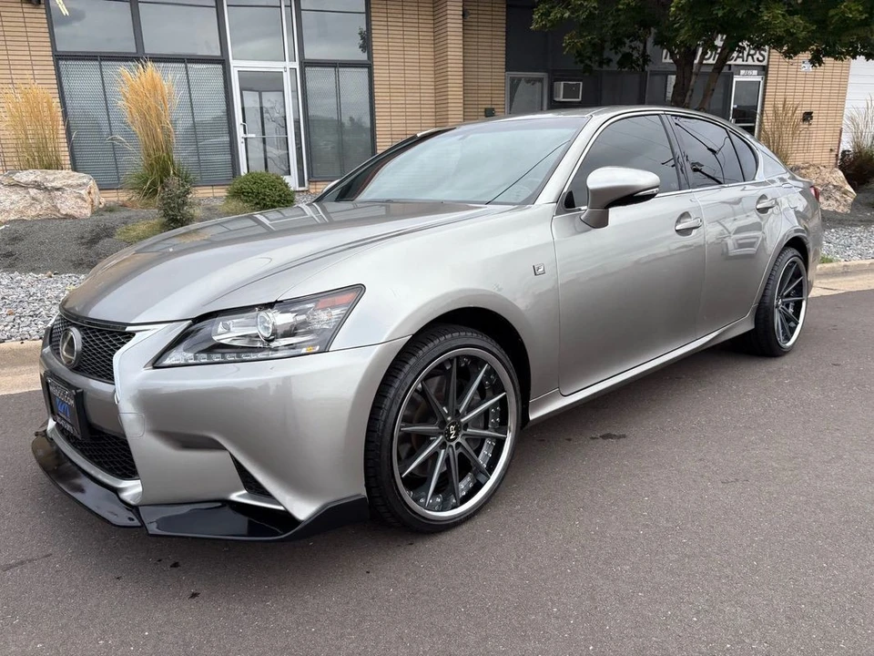 2015 Lexus GS 4th Gen - Image 16 of 21