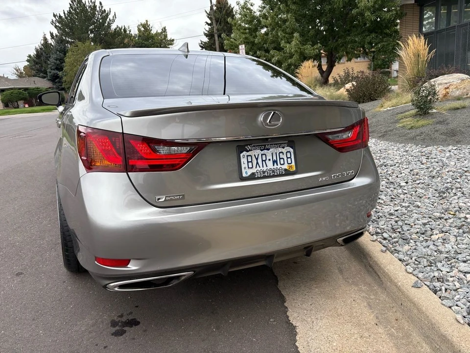 2015 Lexus GS 4th Gen - Image 19 of 21