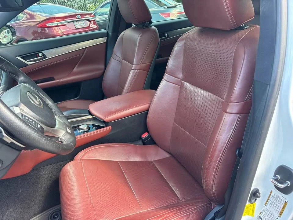 2015 Lexus GS 4th Gen - Image 10 of 18