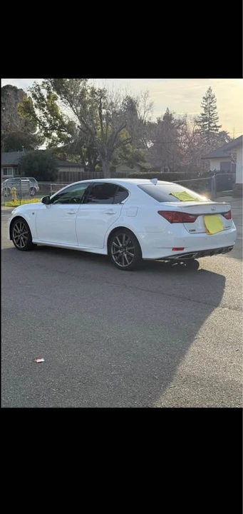 2015 Lexus GS 4th Gen - Image 11 of 18