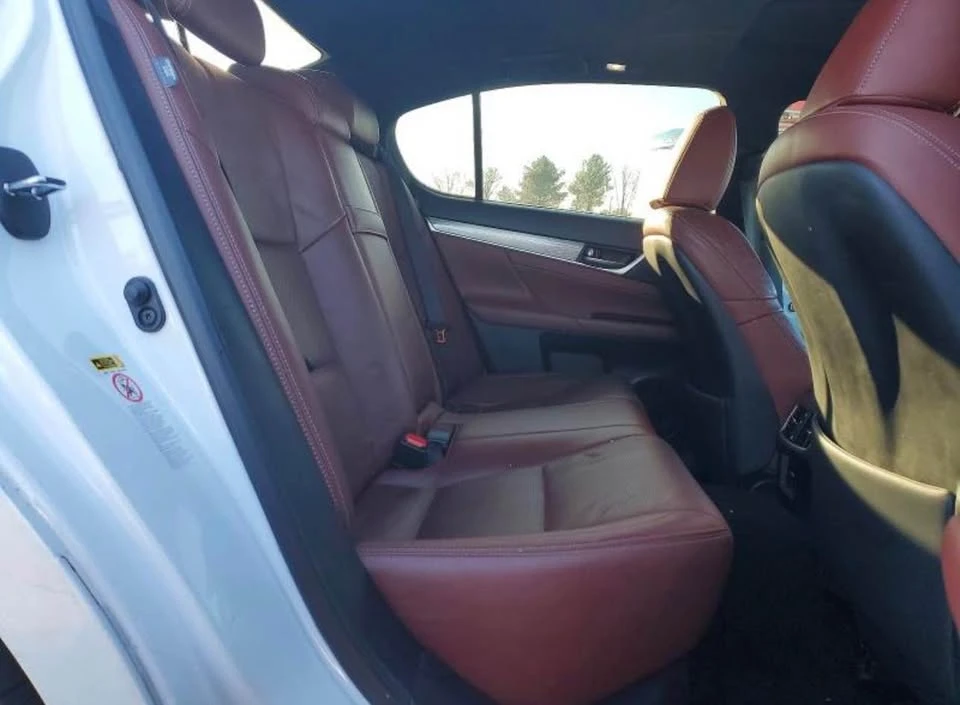 2015 Lexus GS 4th Gen - Image 10 of 11