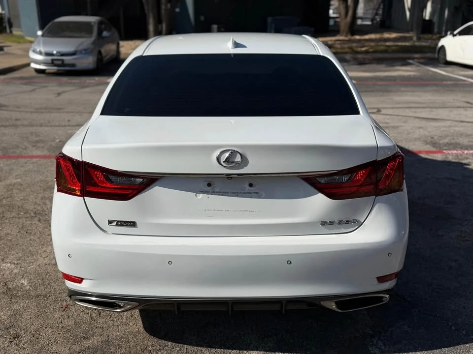 2015 Lexus GS 4th Gen - Image 3 of 11