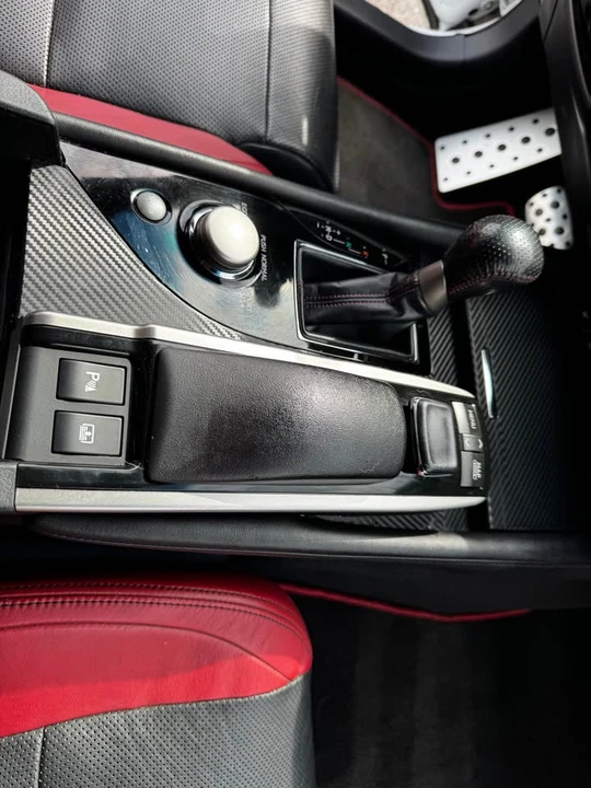 2015 Lexus GS 4th Gen - Image 10 of 20