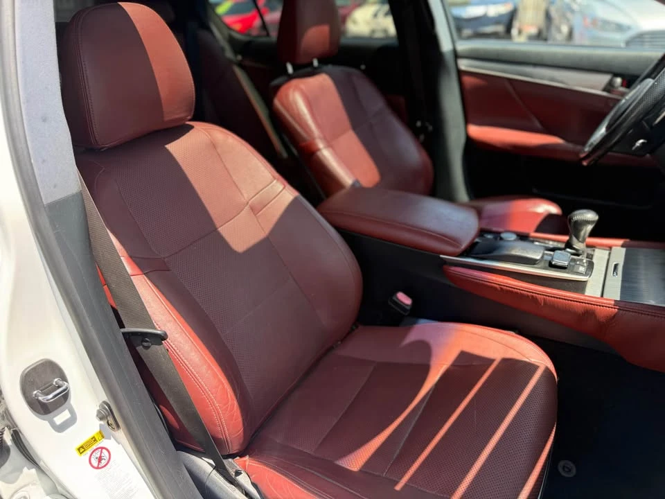 2015 Lexus GS 4th Gen - Image 15 of 20