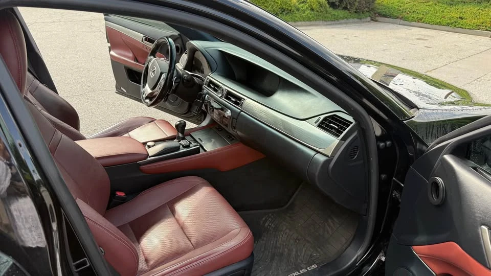 2015 Lexus GS 4th Gen - Image 9 of 20