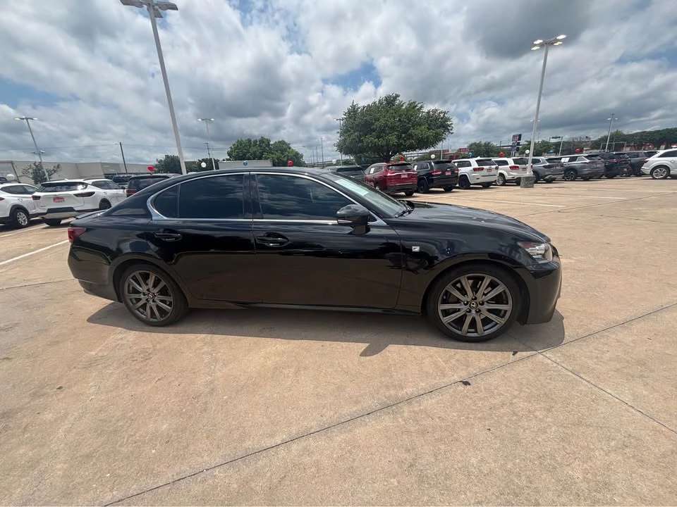 2015 Lexus GS 4th Gen - Image 2 of 9