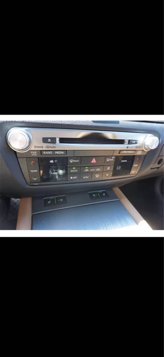 2015 Lexus GS 4th Gen - Image 5 of 17