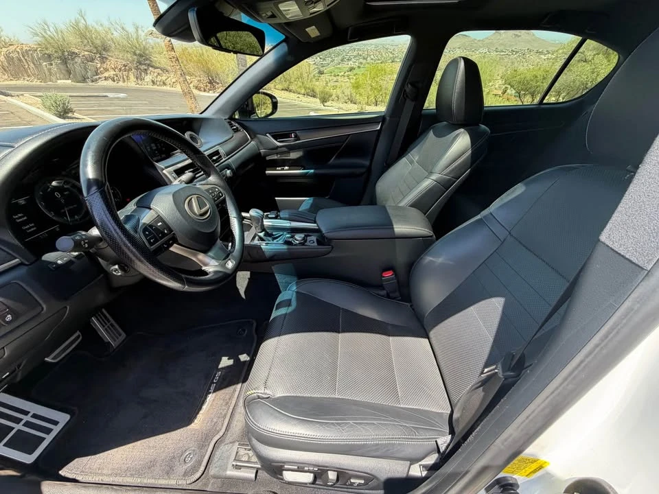 2015 Lexus GS 4th Gen - Image 14 of 20