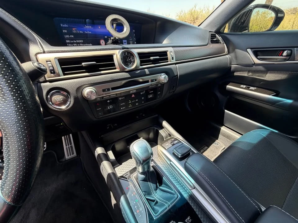 2015 Lexus GS 4th Gen - Image 17 of 20