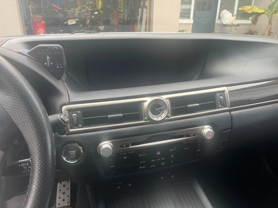 2015 Lexus GS 4th Gen - Image 11 of 18
