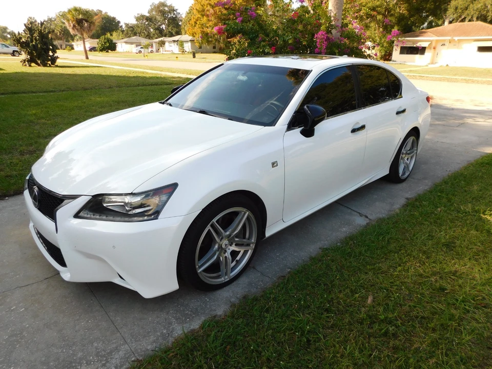 2015 Lexus GS 4th Gen - Image 4 of 18