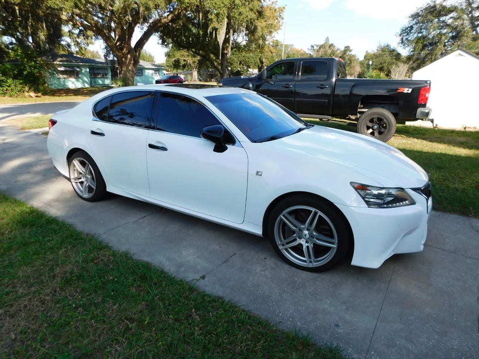 2015 Lexus GS 4th Gen - Image 2 of 18