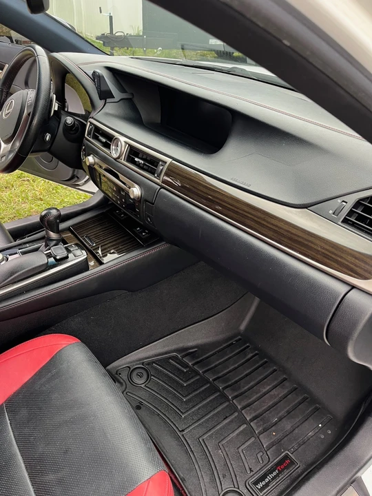 2015 Lexus GS 4th Gen - Image 17 of 18