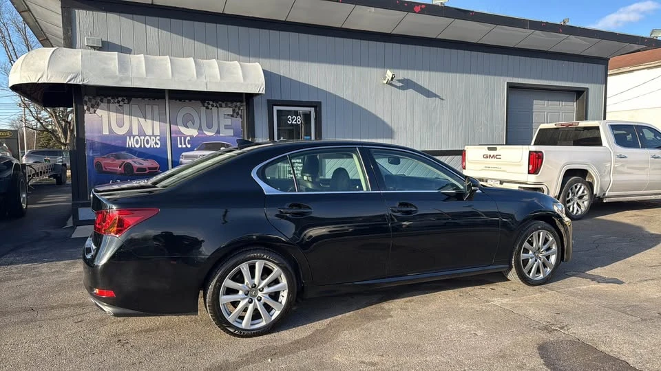 2015 Lexus GS 4th Gen - Image 2 of 18