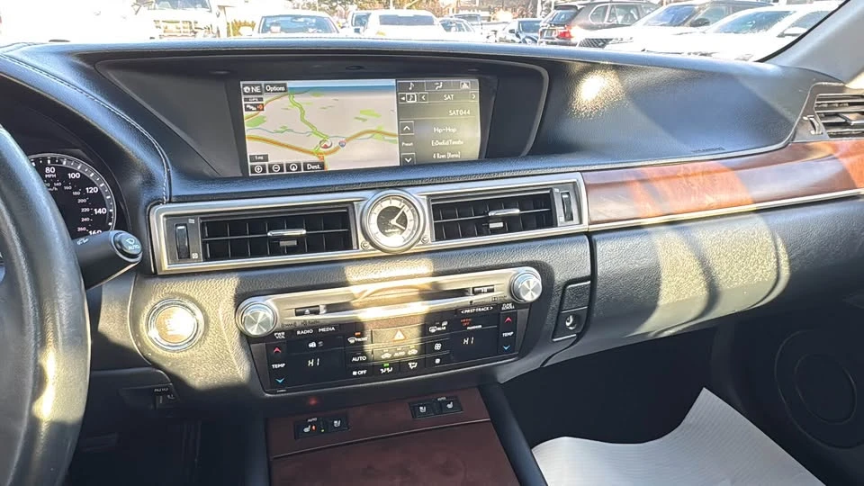 2015 Lexus GS 4th Gen - Image 11 of 18