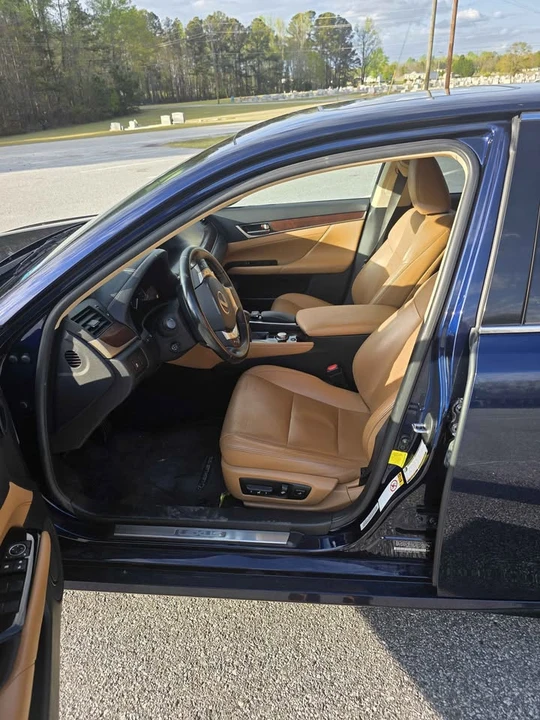 2015 Lexus GS 4th Gen - Image 12 of 15