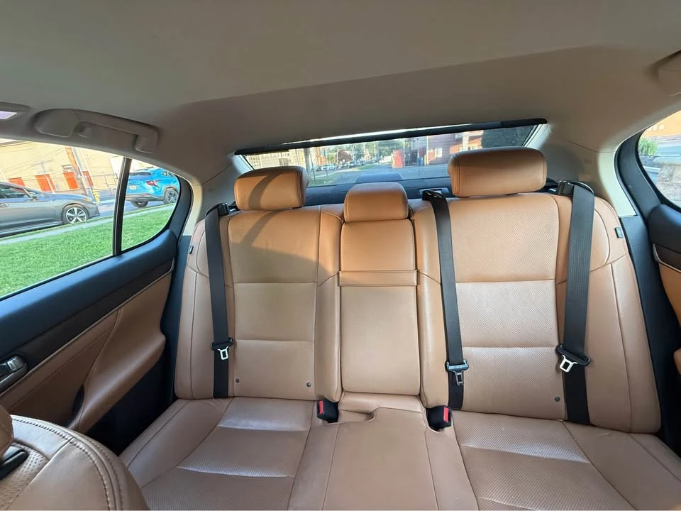 2015 Lexus GS 4th Gen - Image 17 of 21