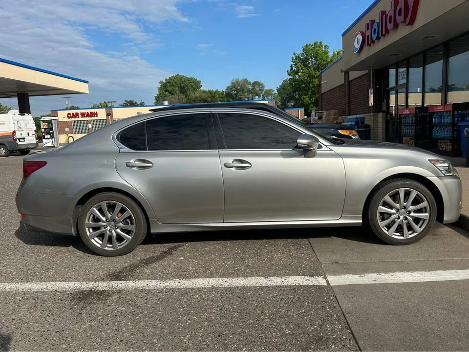 2015 Lexus GS 4th Gen - Image 2 of 17