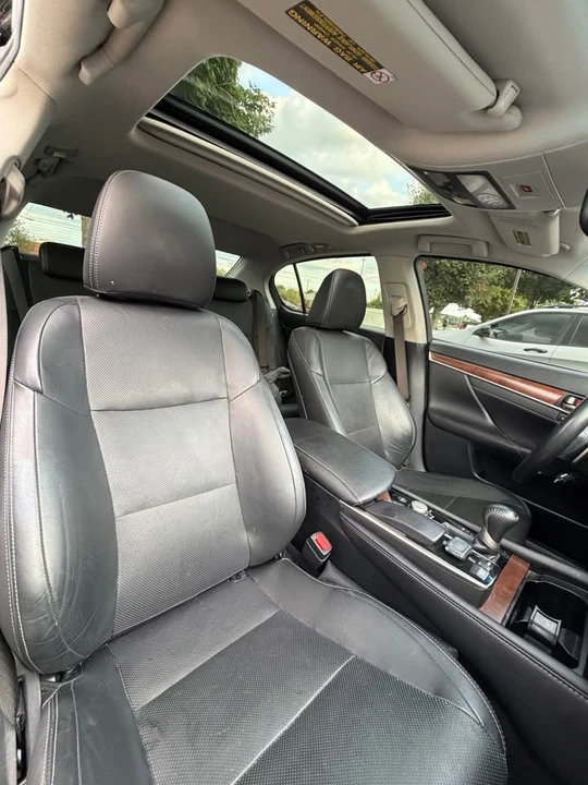 2015 Lexus GS 4th Gen - Image 8 of 11