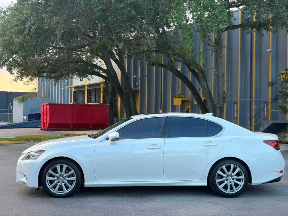 2015 Lexus GS 4th Gen - Image 7 of 18
