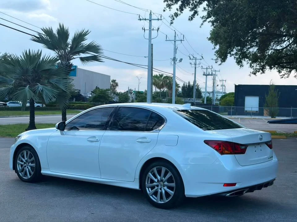 2015 Lexus GS 4th Gen - Image 4 of 18
