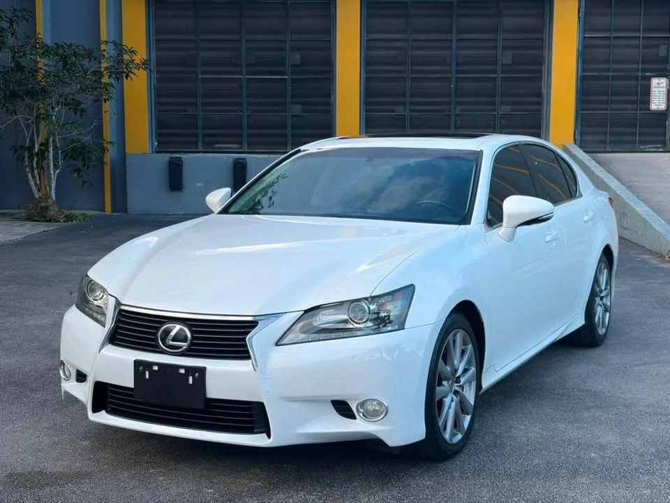 2015 Lexus GS 4th Gen - Image 2 of 18