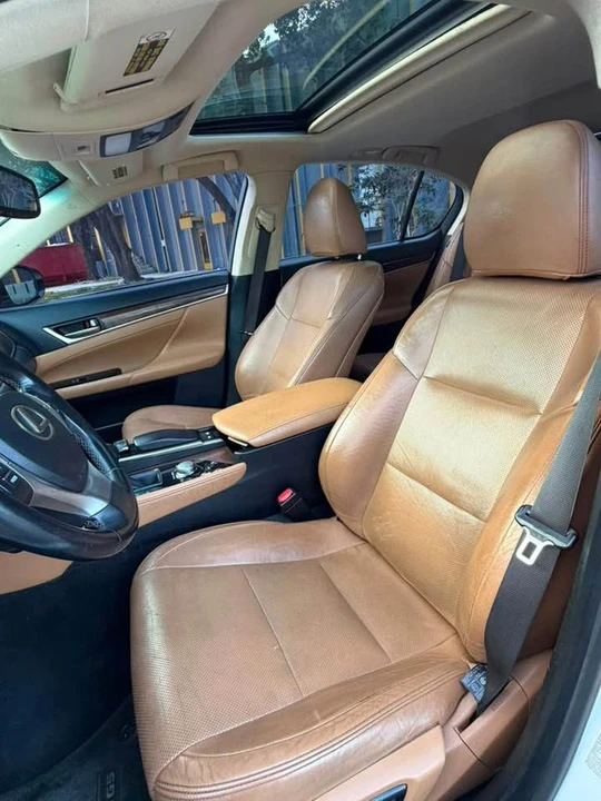 2015 Lexus GS 4th Gen - Image 13 of 18