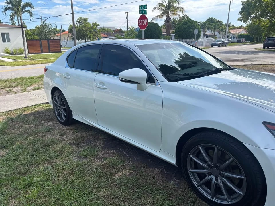 2015 Lexus GS 4th Gen - Image 4 of 19