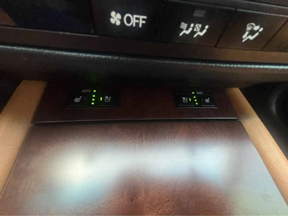 2015 Lexus GS 4th Gen - Image 19 of 19
