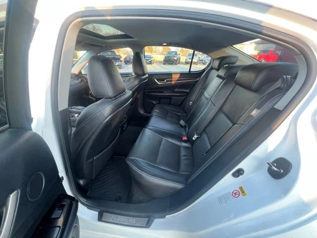 2015 Lexus GS 4th Gen - Image 14 of 19