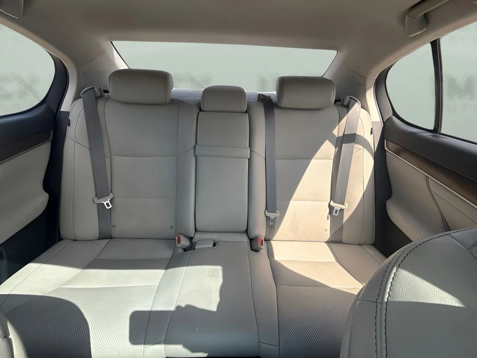 2015 Lexus GS 4th Gen - Image 7 of 23