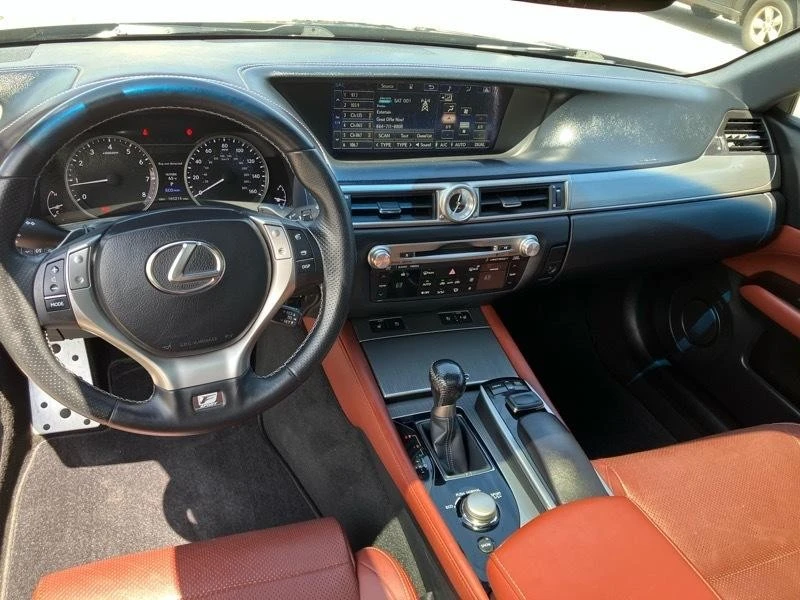 2015 Lexus GS 4th Gen - Image 11 of 25