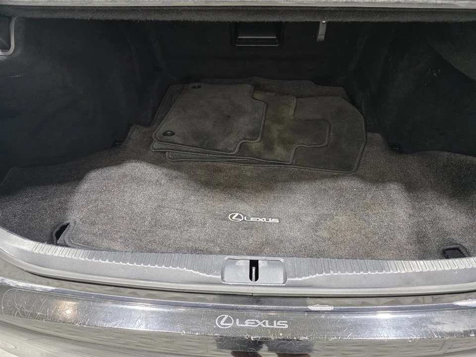 2015 Lexus GS 4th Gen - Image 18 of 19
