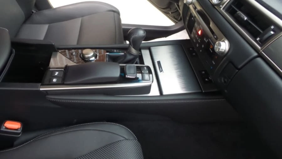 2015 Lexus GS 4th Gen - Image 29 of 31