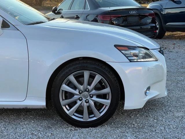 2015 Lexus GS 4th Gen - Image 12 of 19