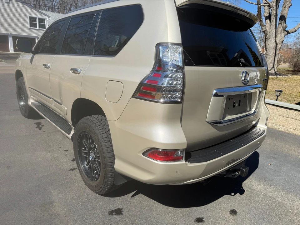 2015 Lexus GX 2nd Gen - Image 10 of 31