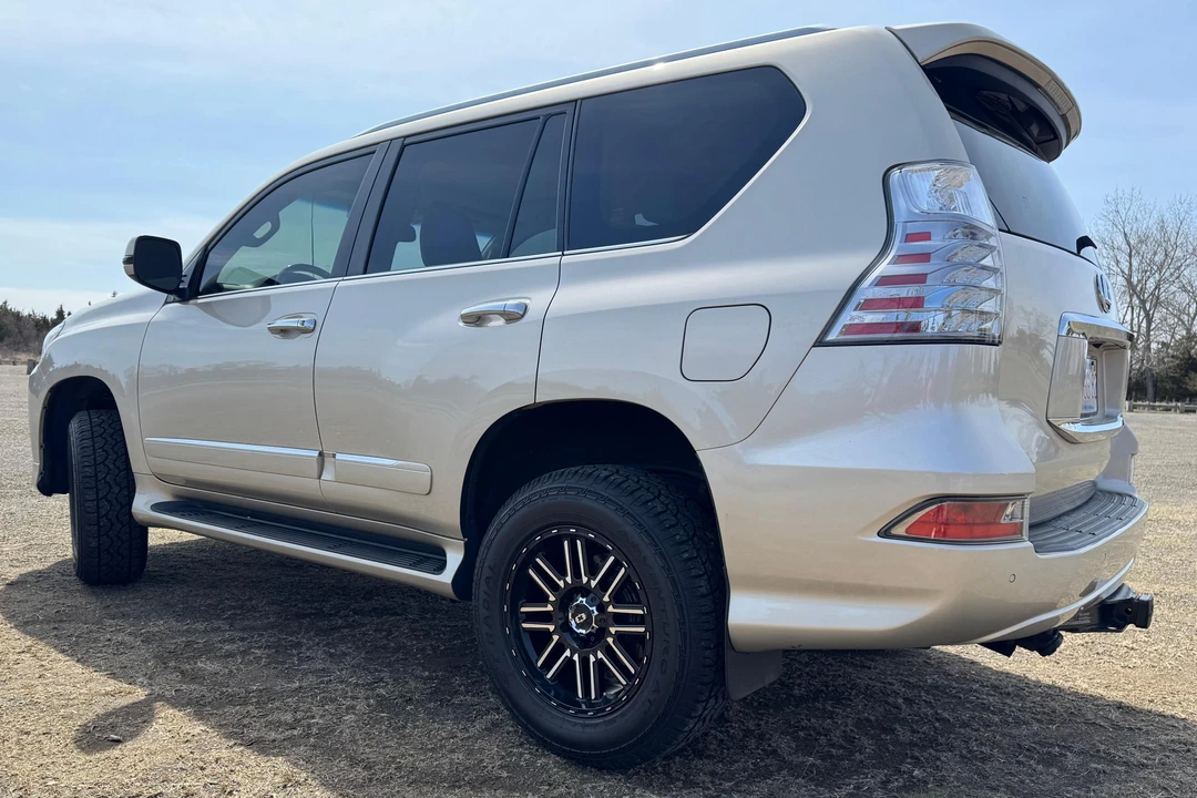 2015 Lexus GX 2nd Gen - Image 4 of 31
