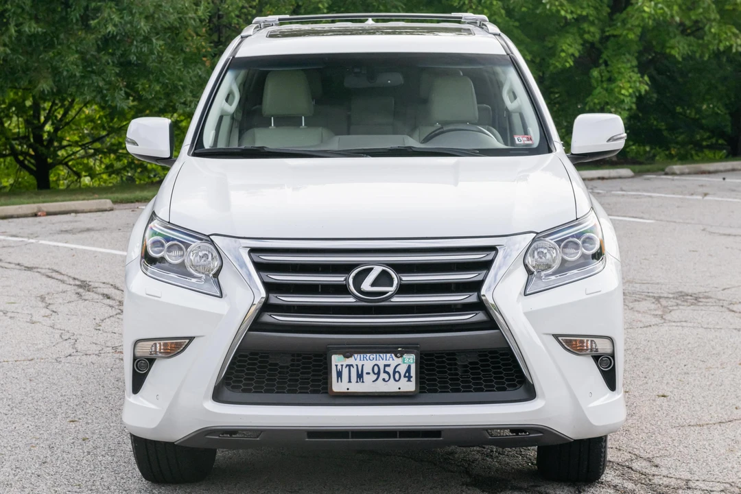 2015 Lexus GX 2nd Gen - Image 2 of 31