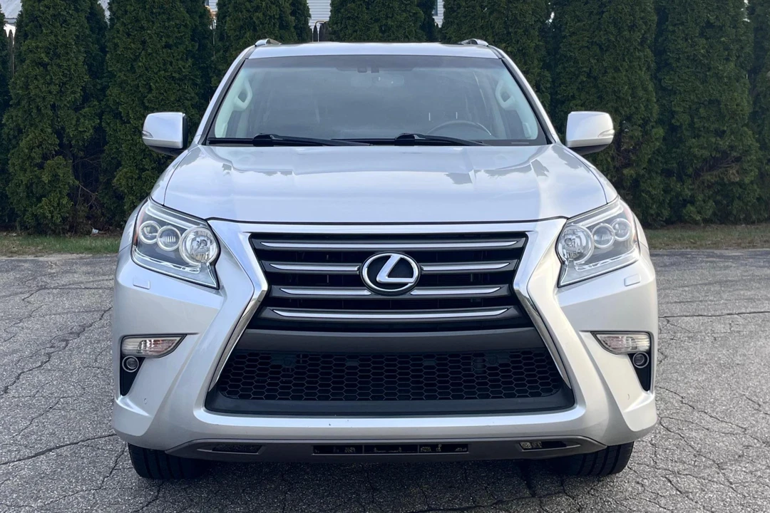 2015 Lexus GX 2nd Gen - Image 2 of 31